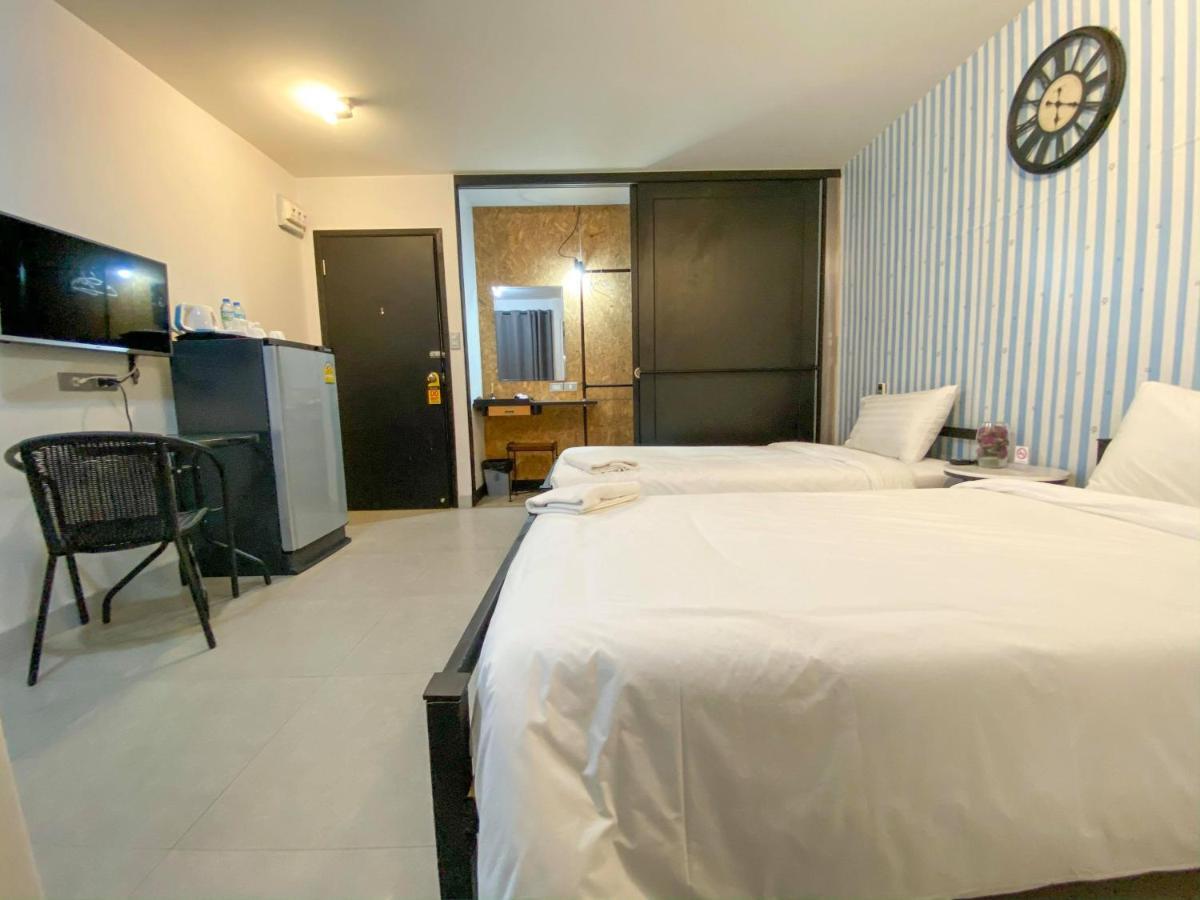 Beam House Hotel Patong Exterior photo