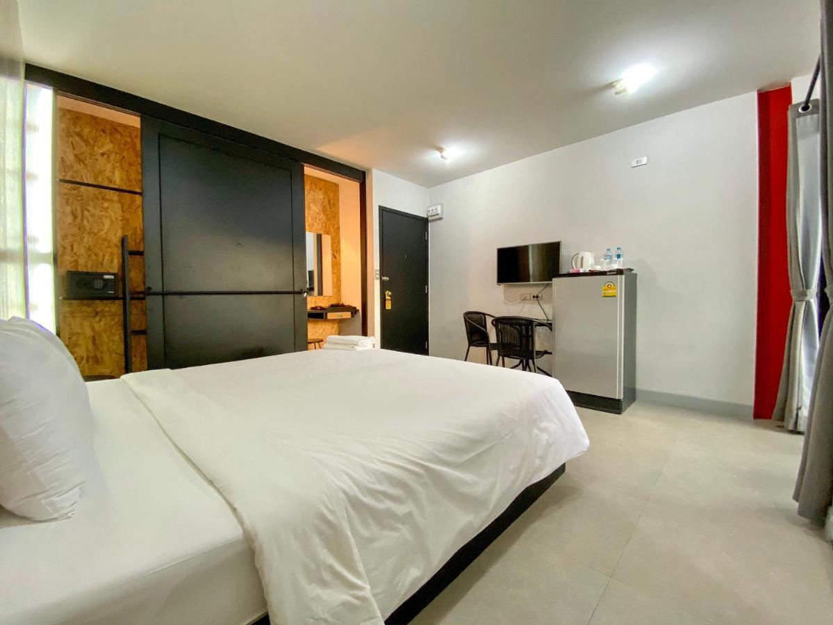 Beam House Hotel Patong Exterior photo